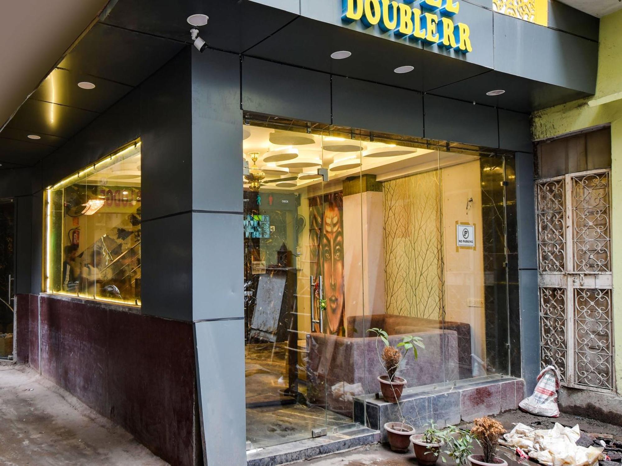 Hotel O Double Rr New Delhi Buitenkant foto